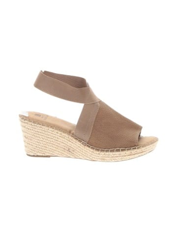 White Mountain Wedges (view 1)