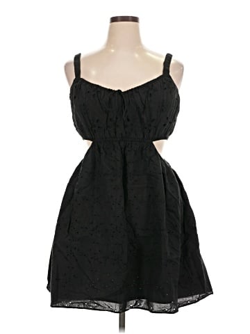 American Eagle Outfitters Cocktail Dress (view 1)