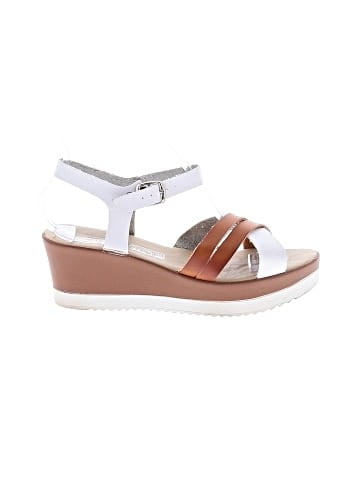 Unbranded Wedges (view 1)