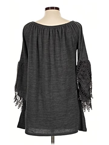 Win Win 3/4 Sleeve Blouse (view 2)