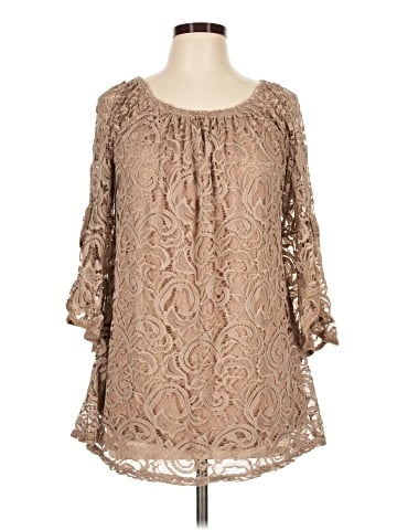Win Win 3/4 Sleeve Blouse (view 1)