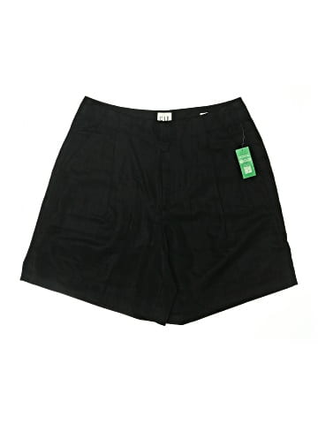 Gap Shorts (view 1)