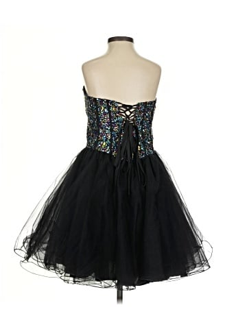 Nox Anabel Cocktail Dress (view 2)