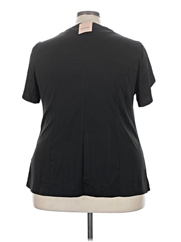 BLOOMCHIC Short Sleeve Top (view 2)
