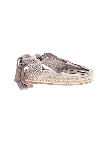 Zara Flats (view 1)