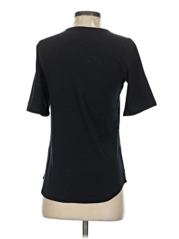 Elizabeth & Clarke Short Sleeve T-Shirt (view 2)