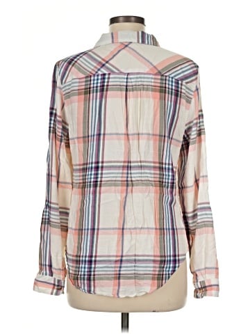 Maurices Long Sleeve Button-Down Shirt (view 2)