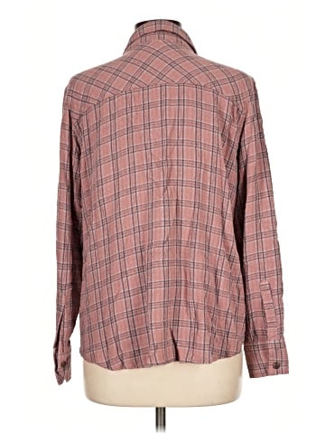 Maurices Long Sleeve Button-Down Shirt (view 2)