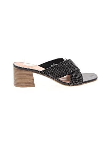 Old Navy Sandals (view 1)