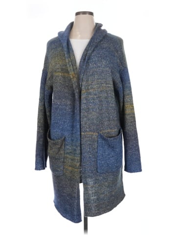 Charlie Cardigan (view 1)