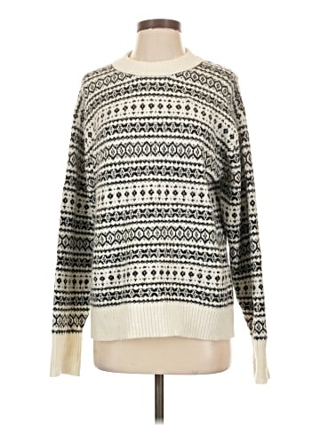 American Eagle Outfitters Pullover Sweater (view 1)