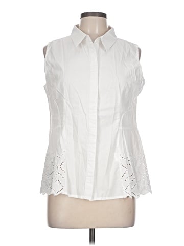 Solitaire Sleeveless Button-Down Shirt (view 1)