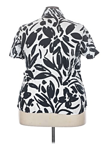 Sara Michelle Short Sleeve Blouse (view 2)