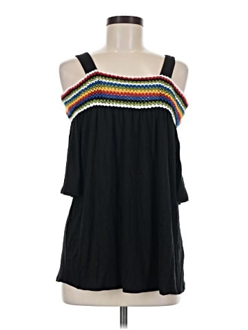 Cha Cha Vente Sleeveless Top (view 1)
