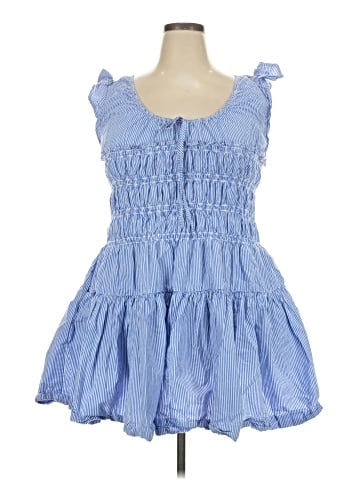 Free Assembly Casual Dress (view 1)