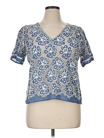 CAbi Short Sleeve Blouse (view 1)