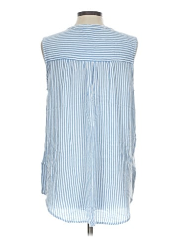 BeachLunchLounge Sleeveless Button-Down Shirt (view 2)