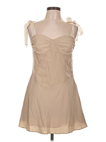 Le Lis Cocktail Dress (view 1)