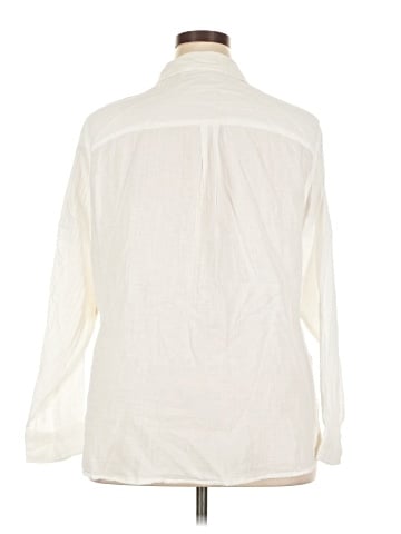 St. John's Bay Long Sleeve Button-Down Shirt (view 2)