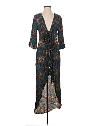 Knot Sisters Casual Dress (view 1)