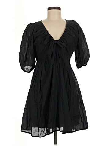 Abercrombie & Fitch Cocktail Dress (view 1)