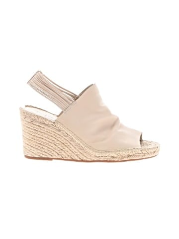 Splendid Wedges (view 1)