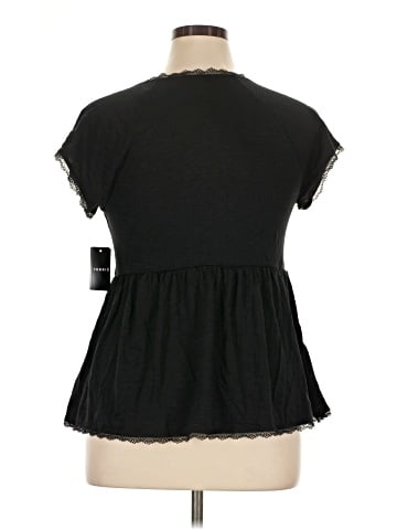 Torrid Short Sleeve Top (view 2)