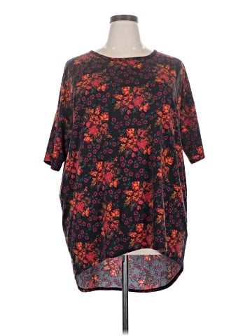 Lularoe 3/4 Sleeve T-Shirt (view 1)
