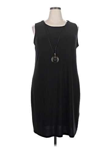 Sandra Darren Casual Dress (view 1)