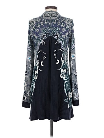 HWR Cardigan (view 2)