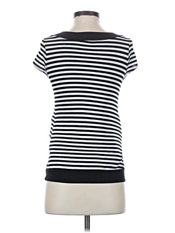 Love & Kisses Maternity Sleeveless T-Shirt (view 2)