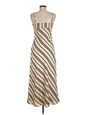 Le Lis Casual Dress (view 2)