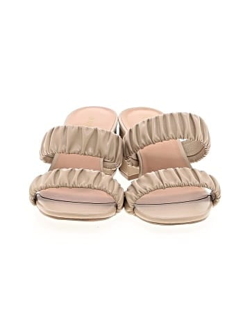 Old Navy Sandals (view 2)