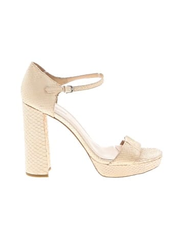 Pour La Victoire Heels (view 1)