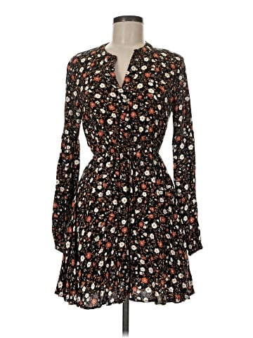 Blu Pepper Casual Dress (view 1)