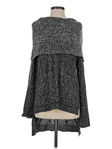 LA Made Poncho (view 1)
