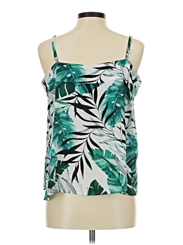 Jennifer Lopez Sleeveless Top (view 2)
