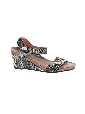 Taos Wedges (view 1)