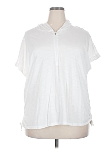 LIVI Active Poncho (view 1)