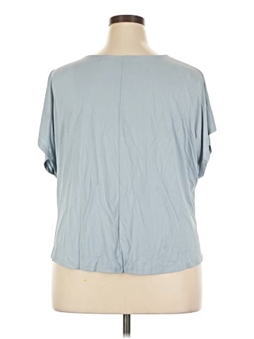 Torrid Short Sleeve Top (view 2)