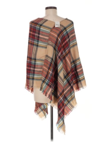 Versona Poncho (view 2)