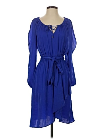 Jennifer Lopez Casual Dress (view 1)