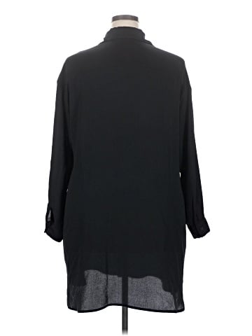 Morgan Taylor 3/4 Sleeve Button-Down Shirt (view 2)