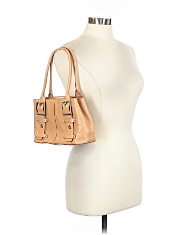 Wilsons Leather Leather Shoulder Bag (view 2)