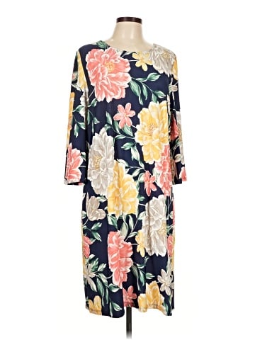 North Style Casual Dress (view 1)