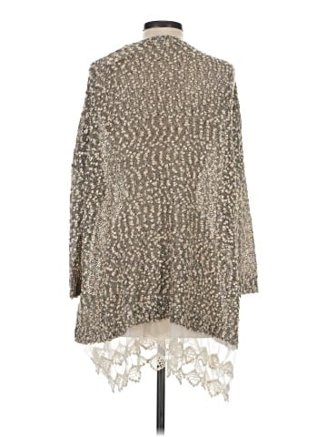 Ryu Poncho (view 2)