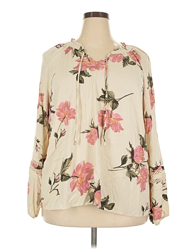 Pre-owned Torrid Long Sleeve Blouse In Ivory