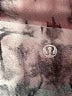 Lululemon Athletica Tie-dye Gray Cargo Shorts Size 4 - photo 3