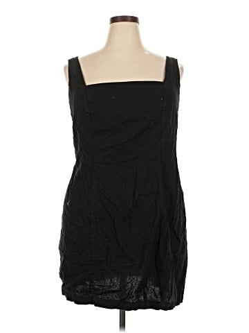 Old Navy Cocktail Dress (view 1)