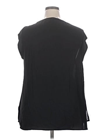 DR2 Sleeveless Blouse (view 2)
